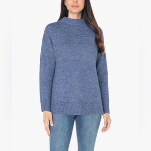 Well Worn Women’s Size XL  Sweater, Blue knit long sleeve neck round